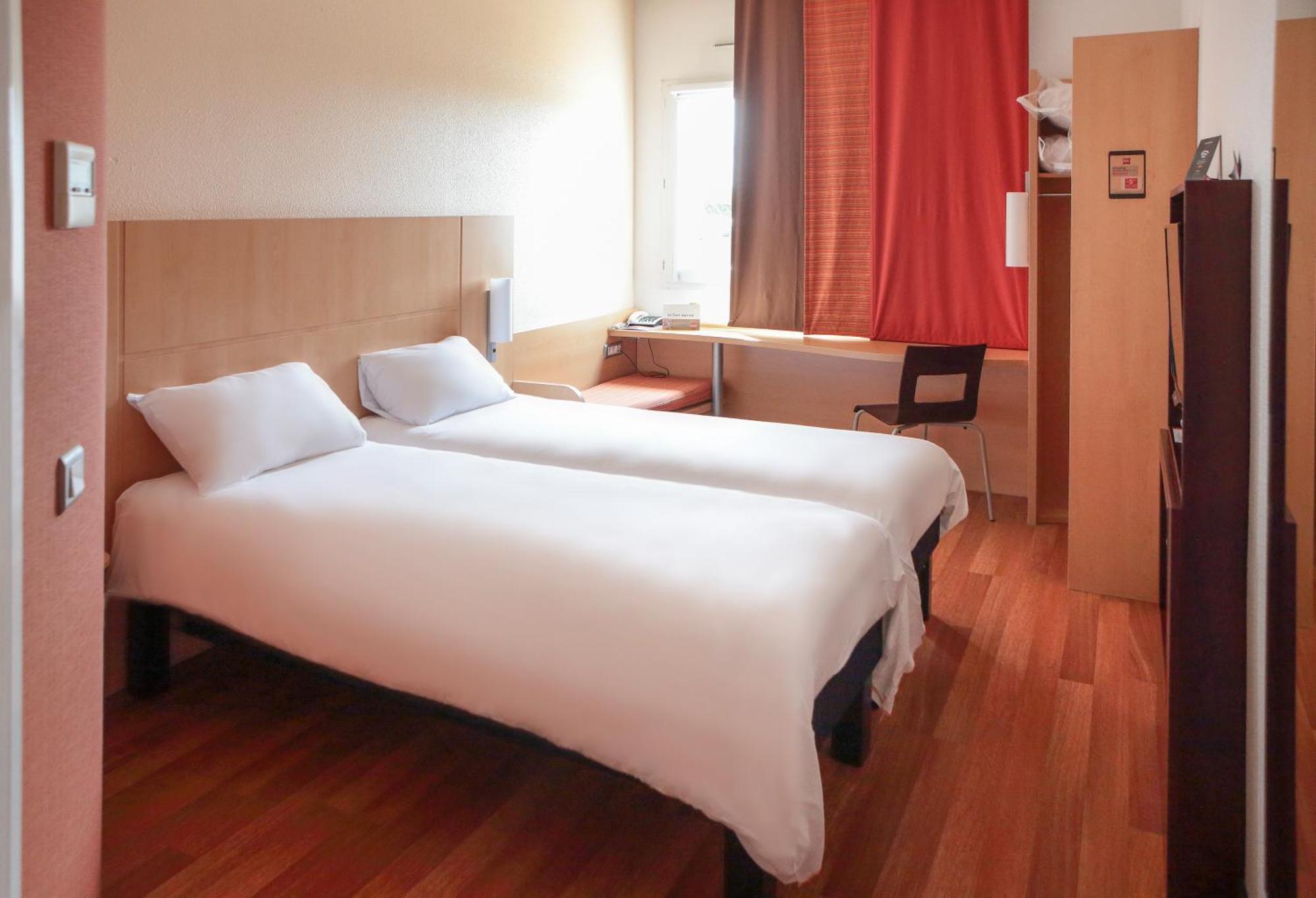 Ibis Beauvais Aeroport Hotel Екстериор снимка