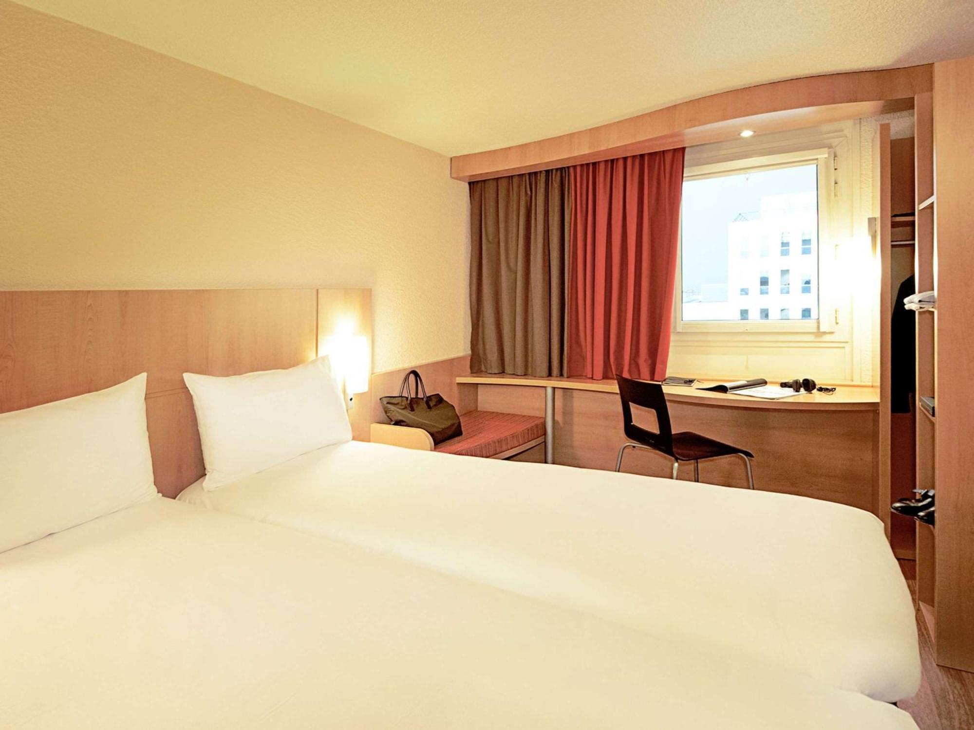 Ibis Beauvais Aeroport Hotel Екстериор снимка